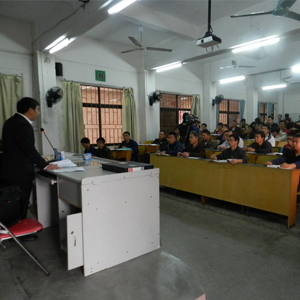 AY5640輸入/輸（shū）出模塊（kuài）接線完畢...