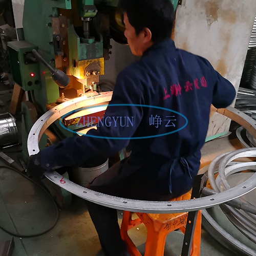 青島角（jiǎo）鋼圓法蘭廠家